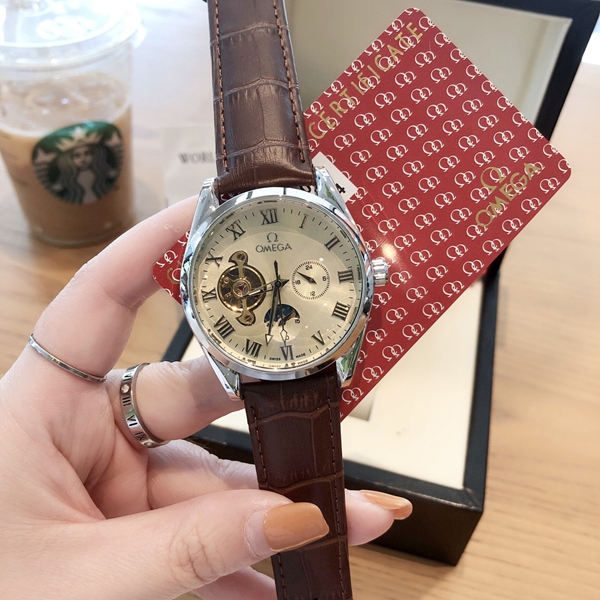 ブランド時計角部分ディテール